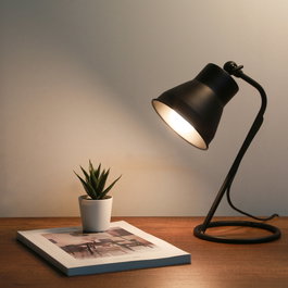 Opviq AYD-3031 Lámpara de Mesa de Metal Negra
